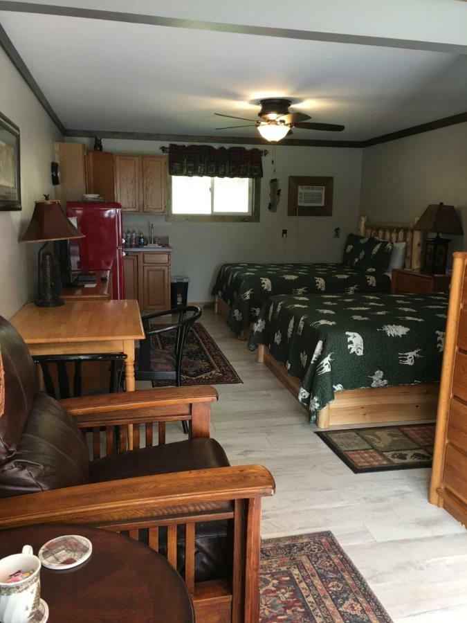Warrensburg Inn & Suites - 6 Mi To Lake George المظهر الخارجي الصورة